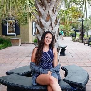 Meet your Posher, Gabby